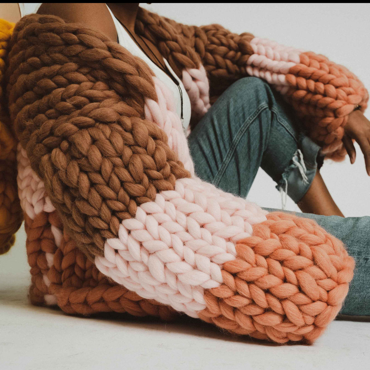 Earth Chunky Merino Cardigan ( Brown-Light Pink-Terracotta)