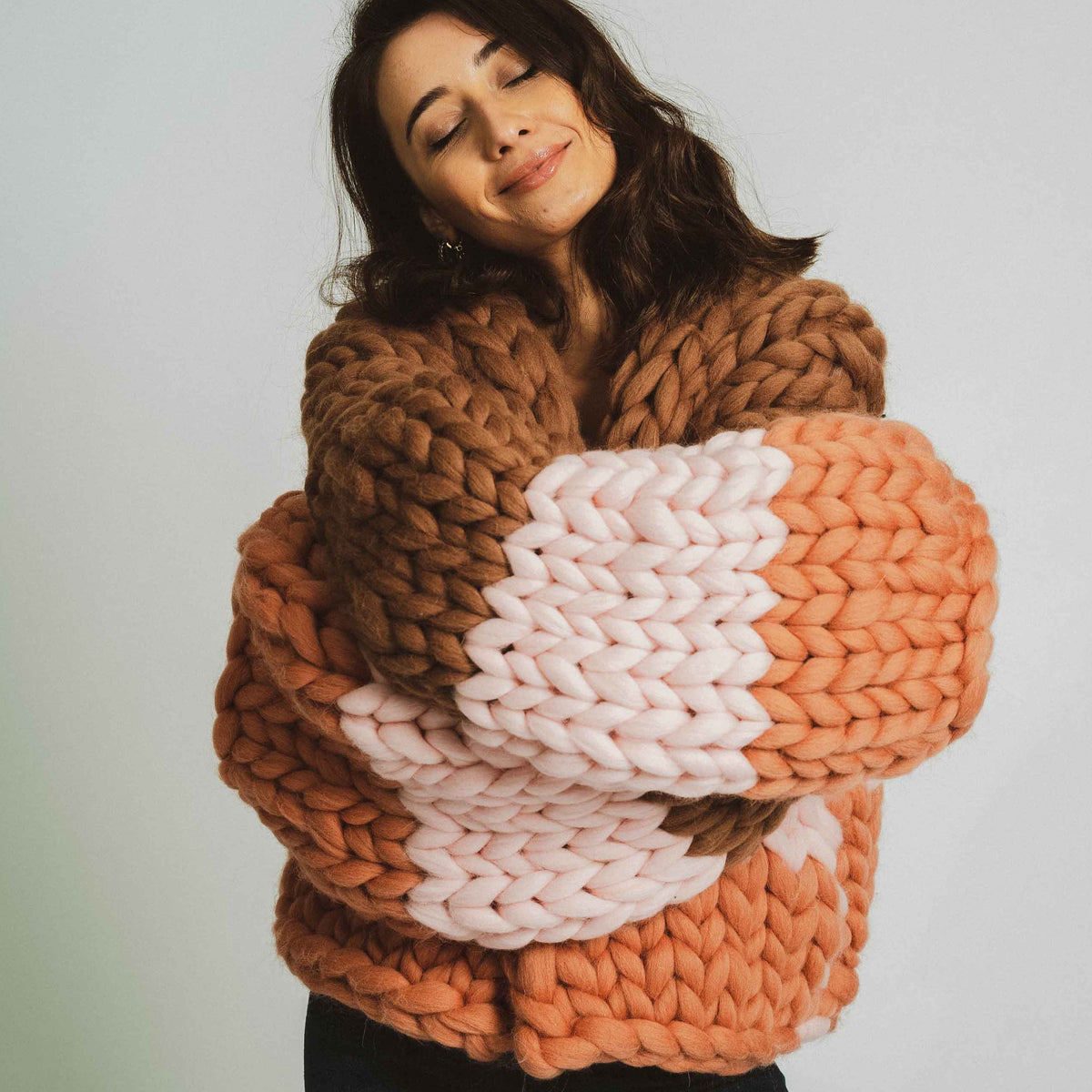 Earth Chunky Merino Cardigan ( Brown-Light Pink-Terracotta)