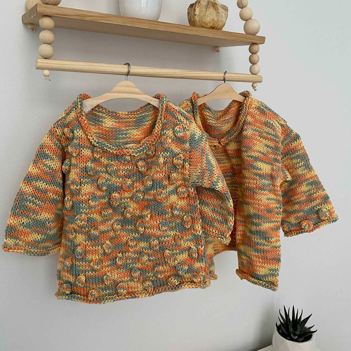 Elia Baby Cardigan, Sweater, Shorts and Blanket Set - Orange / Green